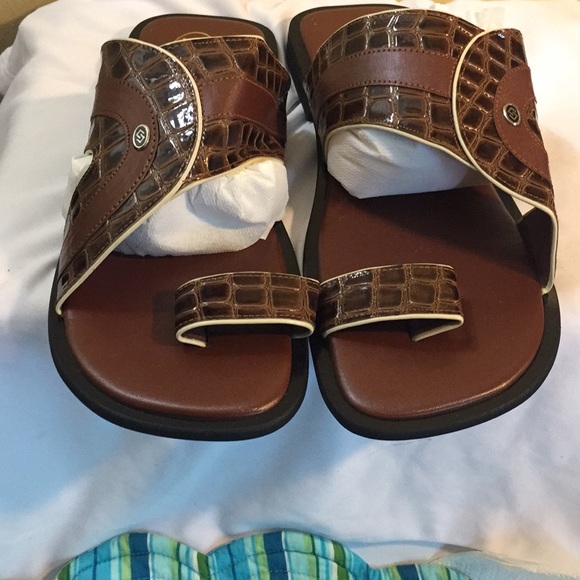 Brown slippers for men main image 5